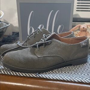 Bass Charcoal Suede Oxfords